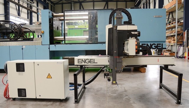 ENGEL Viper 20 RC 200 integrado