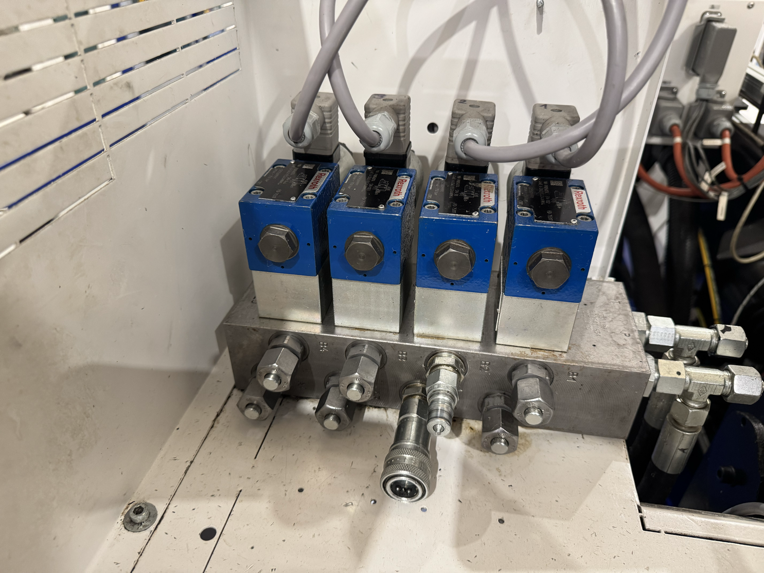 Engel Victory 750/300 Tech