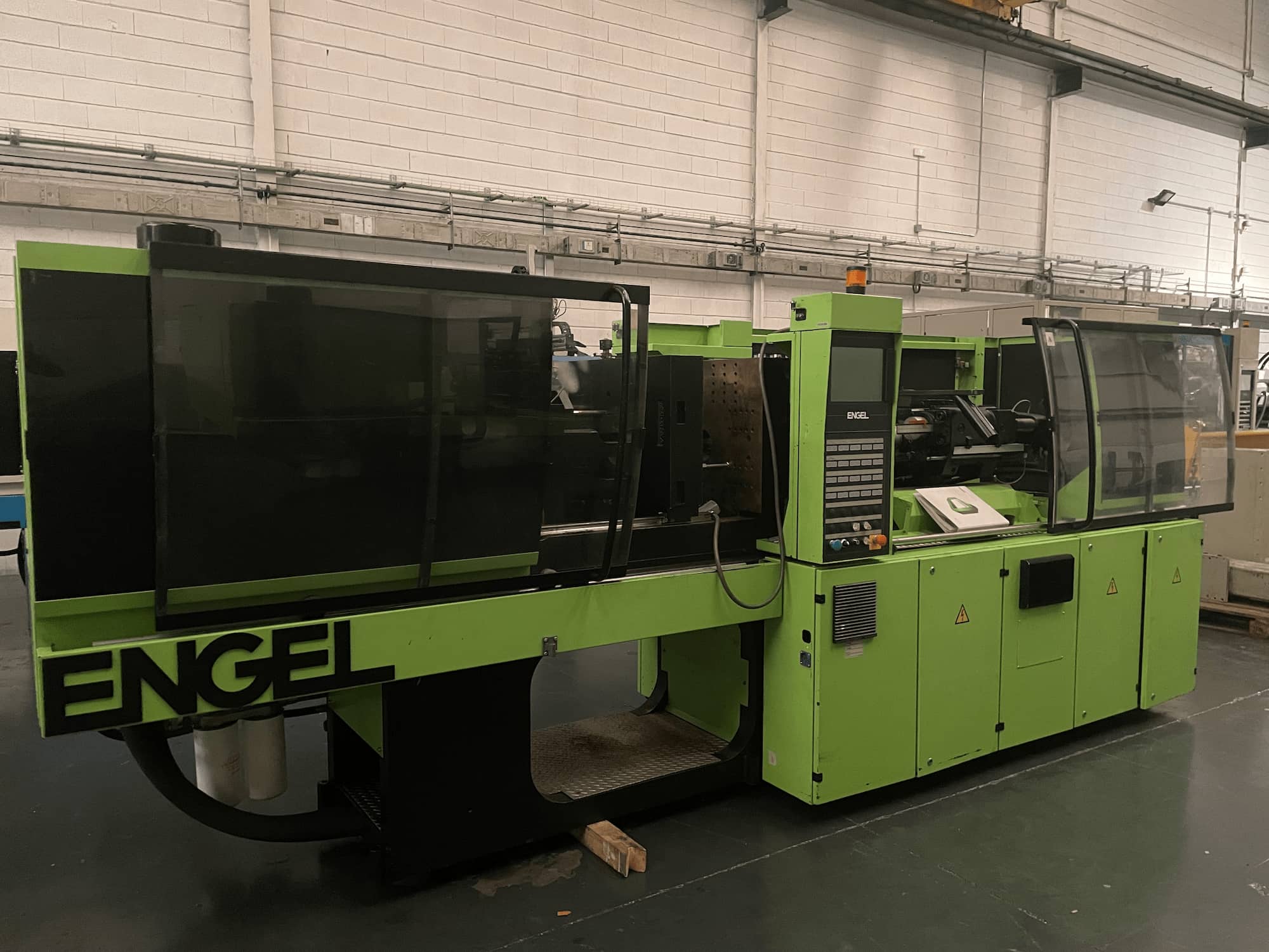 INJECTION MOLDING MACHINES HORIZONTAL ENGEL Victory 500/120 Tech